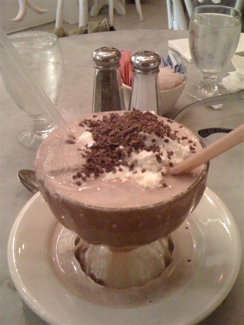 Frozen Hot Chocolate at Serendipity in NYC | Frozen hot chocolate, Chocolate, Food