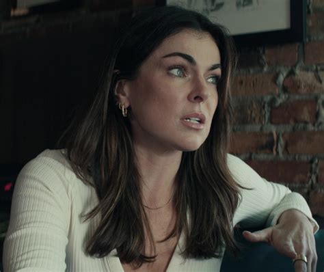 Gold Hoop Earrings of Serinda Swan as Karla Dixon in Reacher