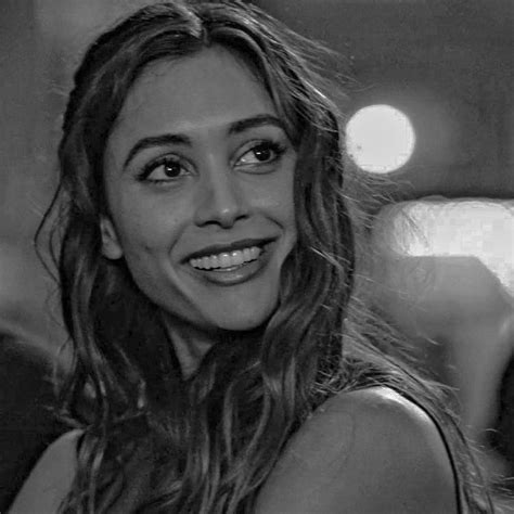 RAVEN REYES | Lindsey morgan, The 100, Black and white