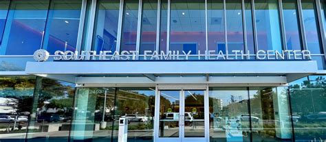 Southeast Family Health Center - Priority Architectural Graphics