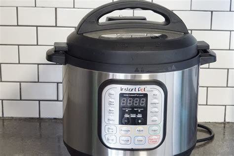 8 Qt vs 6 Qt Instant Pot: Which Size Is Best For You? - A Pressure Cooker Kitchen