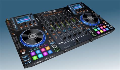 What Are The Best DJ Controllers With Built-In Screens 2017