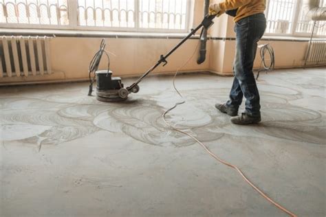 Sanding Concrete Floor With Hand Sander | Floor Roma