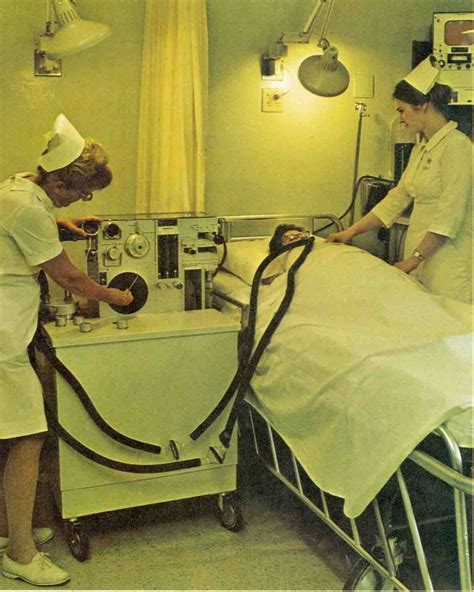 1970s hospital - - Image Search Results | Vintage nurse, Operating room nurse, Nurse pics