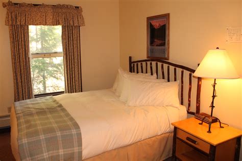 National Park Inn | Mt. Rainier National Park Lodging