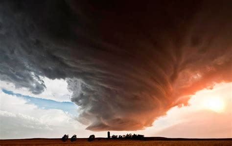 The World’s Best Storm Chaser Photography - Snow Addiction - News about Mountains, Ski ...