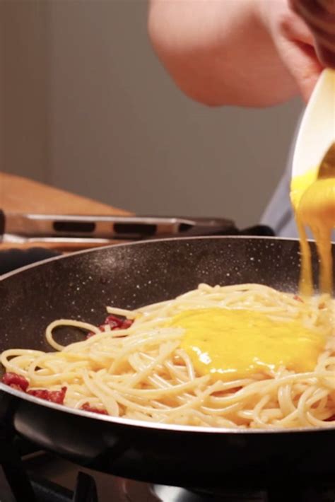 How to Make Carbonara - Great British Chefs