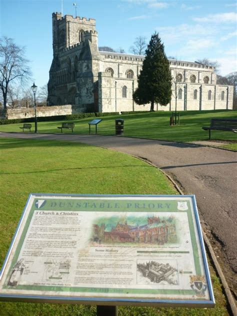 Priory Gardens – Dunstable Town Council