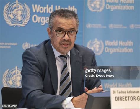 World Health Organization Director General Photos and Premium High Res ...