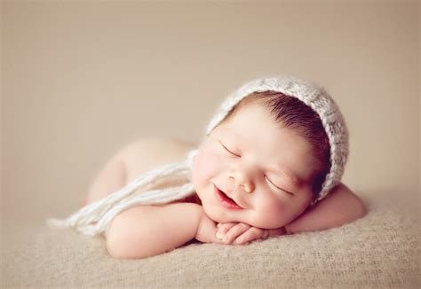 Secrets of Newborn Photography - Capture magazine