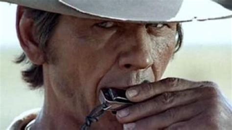 L'harmonica de Charles Bronson dans Il était une fois dans l'Ouest | Spotern