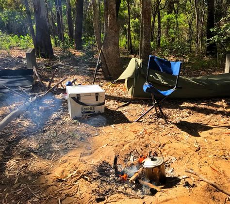 Camping near the beach at 1770, Queensland : camping