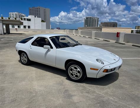 Place Bid - DT: 34k-Mile 1978 Porsche 928 5-Speed | PCARMARKET