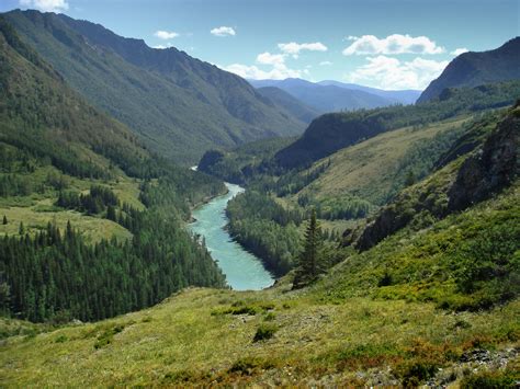 The Katun River Valley, Altay Republic, Russia [3072 x 2304] © Ondřej Žváček • /r/EarthPorn ...