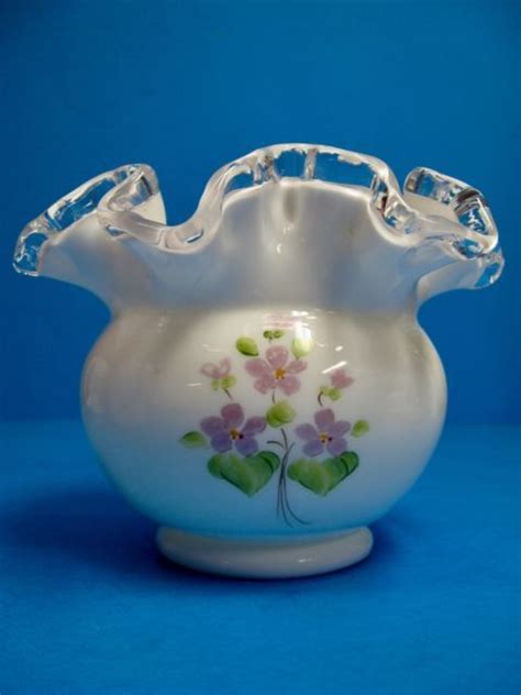 Vintage FENTON Glass "Violets in the Snow" 4" Silver Crest Rose Bowl Vase #7254 | eBay | Fenton ...