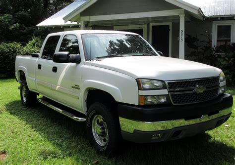 2005 Chevrolet Silverado 2500 HD LS Crew Cab Duramax Diesel