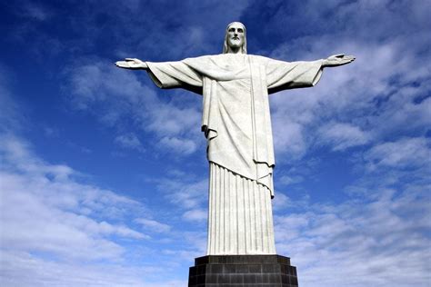 Copyright of Public Works of art: the Case of Christ the Redeemer in ...