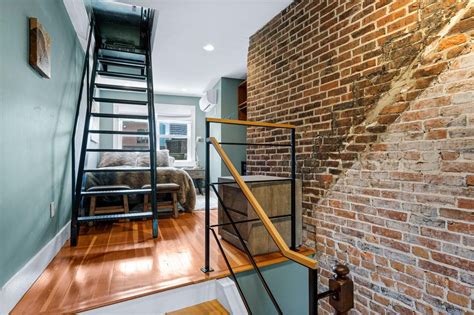 Boston's Famous Skinny House Just Sold For $1.25 Million & It's Super ...