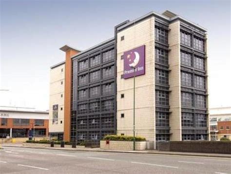 Best Price on Premier Inn Nottingham Arena - London Road in Nottingham + Reviews!