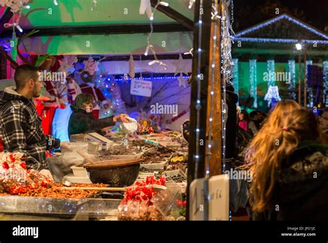 Christmas market food stall and lights in brussels hi-res stock ...