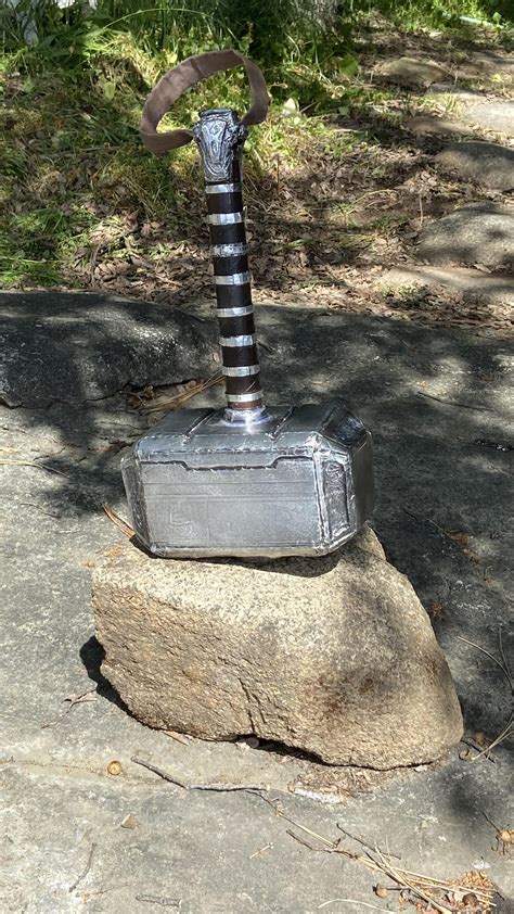 Mjolnir replica from Marvel : r/cosplayprops