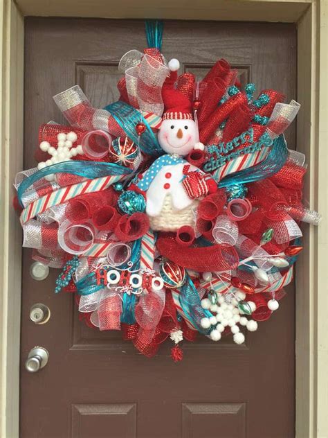 12 Ideas for Christmas Mesh Wreaths - DIY Candy