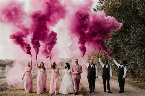 How to use smoke bombs for wedding photography