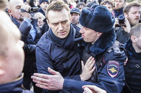 What the Russian Protests Mean for Putin | The New Yorker