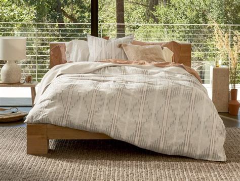 11 Organic Sheets & Bedding Sources To Help You Sleep Sweetly