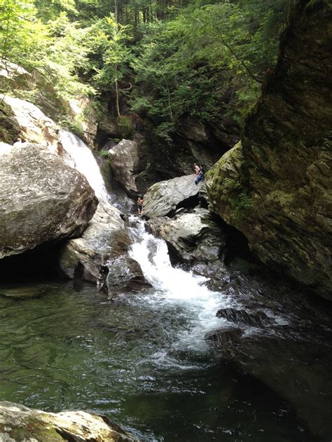 Hiking in Stowe, Vermont. | Places to see, Places to go, Favorite places