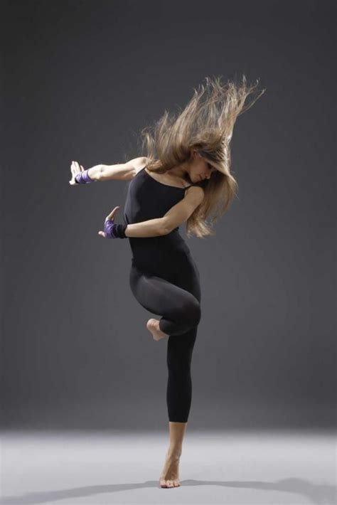 La magie de la danse contemporaine en photos - Archzine.fr | Dance ...