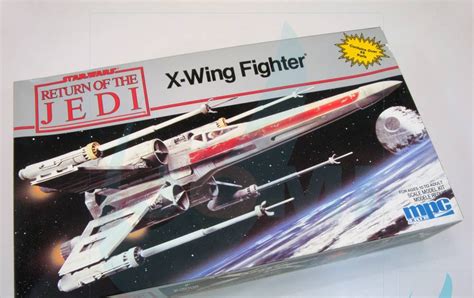 JoMi toys: X-Wing Fighter model kit vintage commemorative edition