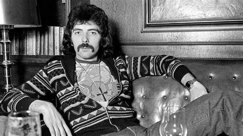 How did Tony Iommi Lose His Fingers?