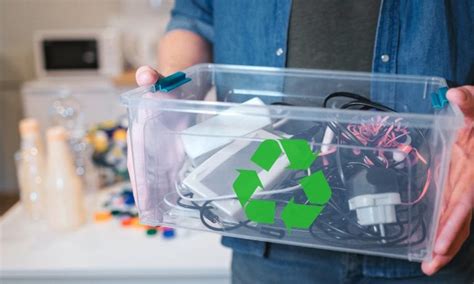 How to Recycle Your Electronics & Fight E-Waste - The Plug - HelloTech