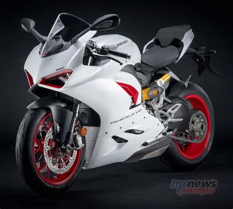 New White Rosso livery for Ducati Panigale V2 | MCNews