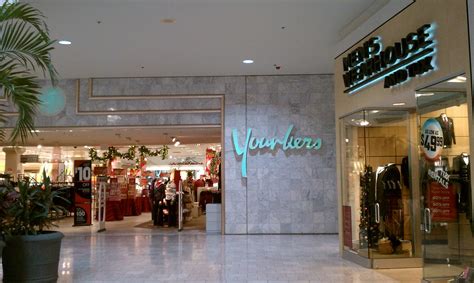 Oak View Mall - Omaha, Nebraska - Younkers / Men's Wearhou… | Flickr