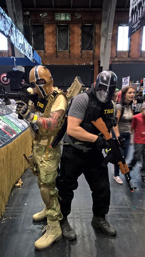 Army of Two cosplay at MCM Comic Con Manchester 2015 #ArmyofTwo # ...