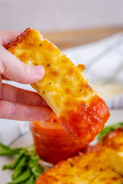 Copycat Pizza Hut Cheese Sticks Recipe