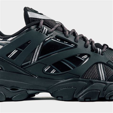 Reebok DMX Trail Shadow - Black | Garmentory