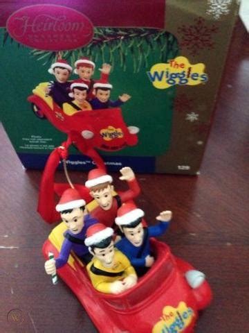 2005 WIGGLES Christmas BIG RED Car Ornament ~Carlton Cards HEIRLOOM | #495056770