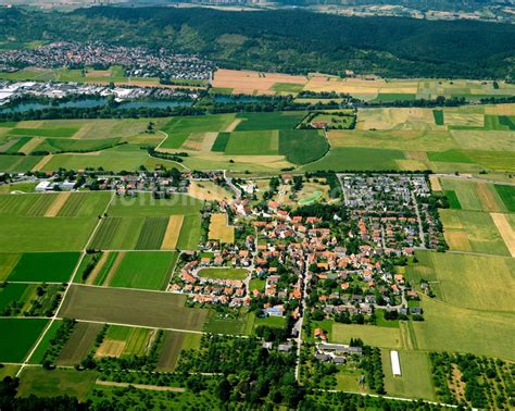 Kilchberg aus der Vogelperspektive: Ortsansicht am Rande von ...