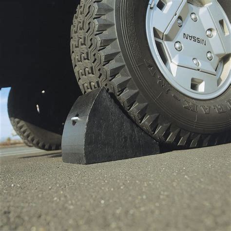 Heavy-Duty Wheel Chocks | Seton UK