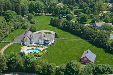 Christopher Meloni, 'Law & Order: SVU' Actor, Is Selling His New Canaan ...