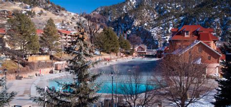 Glenwood Springs in Winter | Insider Families