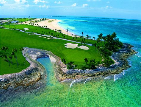 10+ Best Golf Courses in the Bahamas [2023]