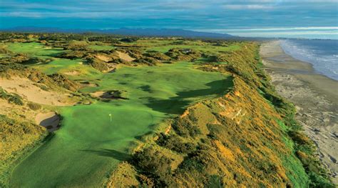 Bandon Dunes, Bandon, Oregon - Golf course information and reviews.