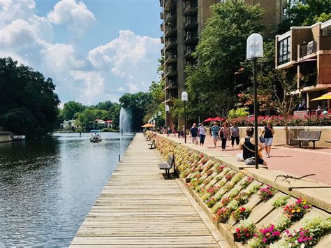 Lake Anne Trail: An Easy Lakeside Loop in Reston Virginia