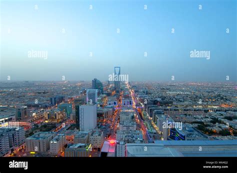 Riyadh saudi arabia aerial hi-res stock photography and images - Alamy