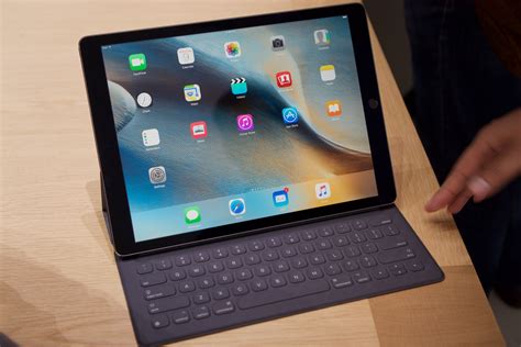 Report: iPad Pro, Smart Keyboard, and Apple Pencil go on sale November ...