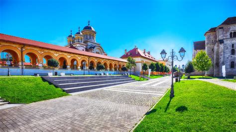 Cetatea Alba Carolina, o poveste istorică nescrisă - România Turistică ...